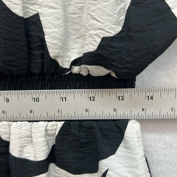 Women's Nine West Tie Neck Puffed Sleeve Cinched Mini Dress Sz Medium Rayon EUC - Picture 11 of 12